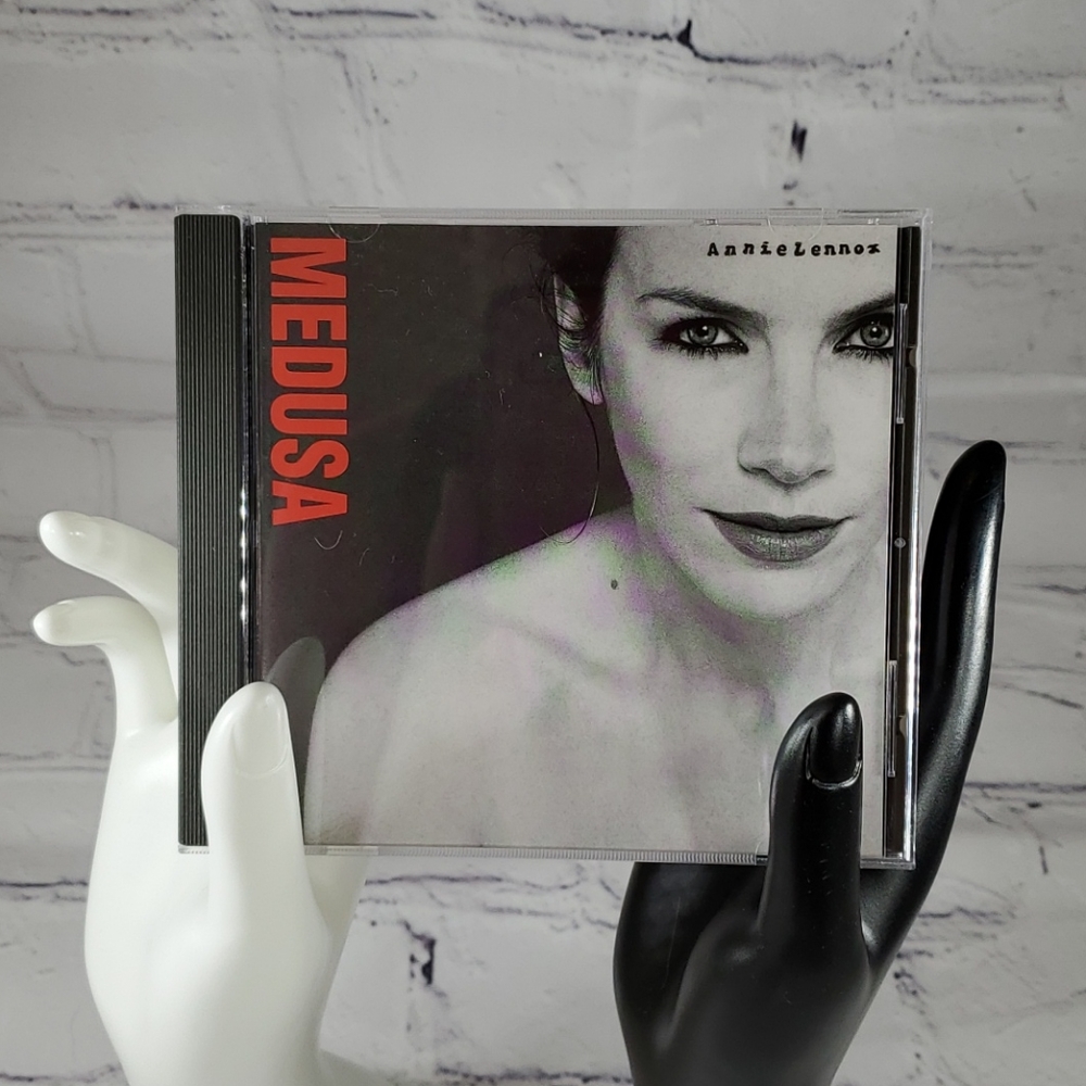 Music CD - Annie Lennox